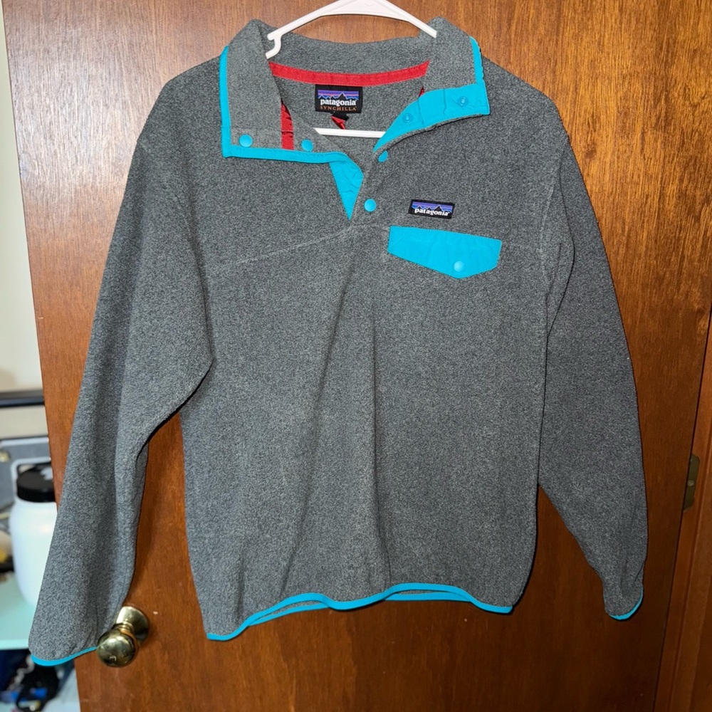 Patagonia Gray Pullover with Blue Accents